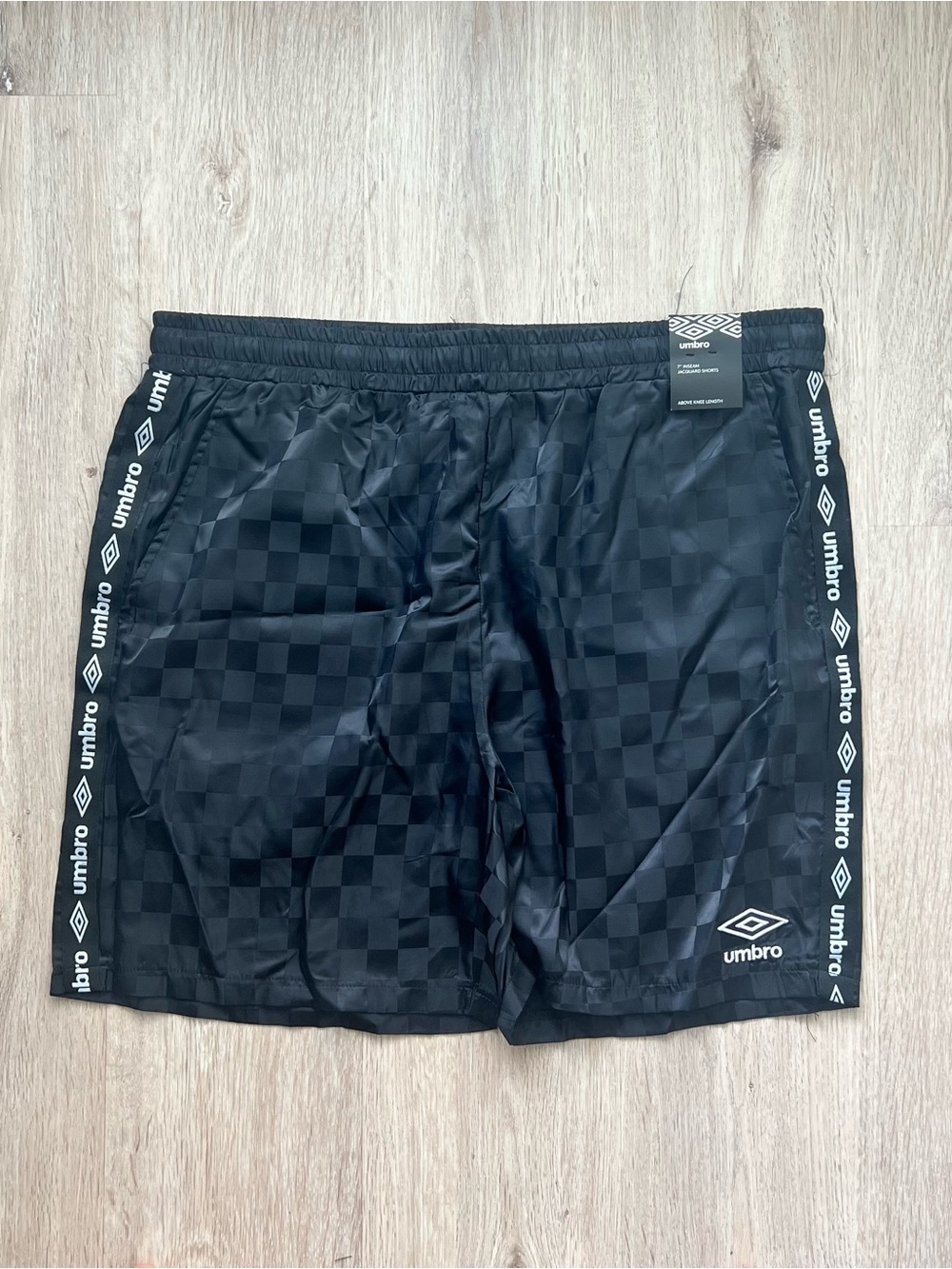 NWT Umbro Soccer Shorts Mens S Black Checkered Logo Athletic Shorts Y2K Vintage